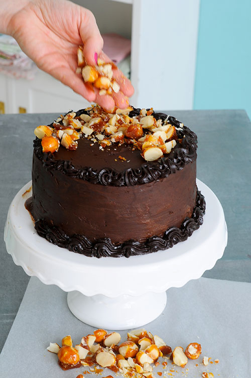 Schokoladenguss Für Kuchen Oder Torten — Rezepte Suchen