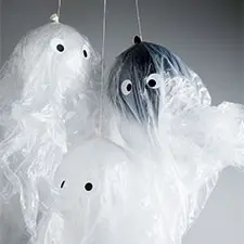 Halloween_Geister in Plastikfolie